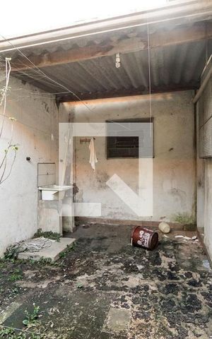Casa à venda com 180m², 4 quartos e sem vaga