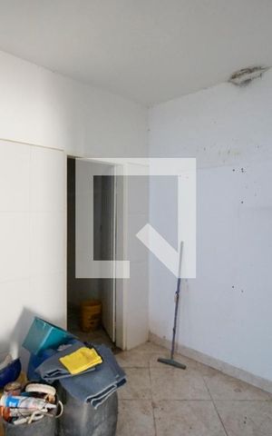 Casa à venda com 180m², 4 quartos e sem vaga