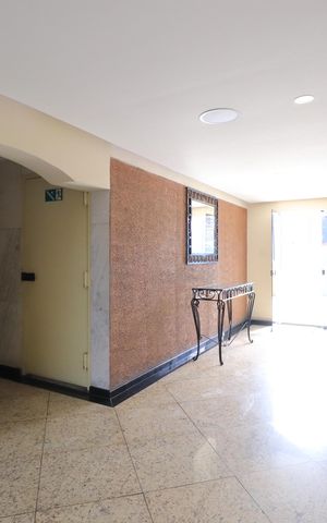 Apartamento para alugar com 76m², 3 quartos e 1 vagaHall social