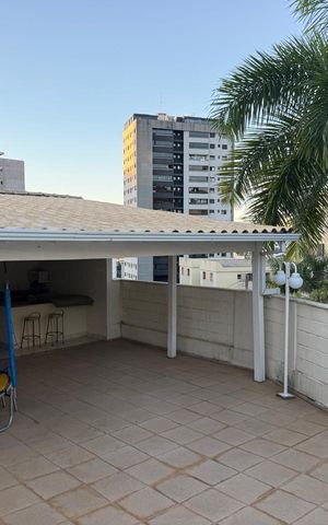 Casa de condomínio à venda com 250m², 4 quartos e 3 vagas Casa de condomínio à venda com 250m², 4 quartos e 3 vagasÁrea externa
