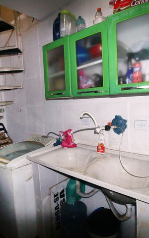 Casa à venda com 300m², 2 quartos e 1 vagaÁrea de Serviço