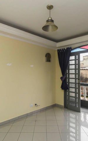 Casa para alugar com 250m², 3 quartos e 2 vagas Casa para alugar com 250m², 3 quartos e 2 vagasSala
