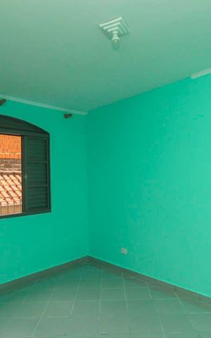 Casa para alugar com 250m², 3 quartos e 2 vagas Casa para alugar com 250m², 3 quartos e 2 vagasQuarto 1