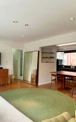 Apartamento à venda com 80m², 2 quartos e 1 vaga Apartamento à venda com 80m², 2 quartos e 1 vagaSala