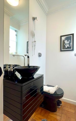 Apartamento à venda com 80m², 2 quartos e 1 vaga Apartamento à venda com 80m², 2 quartos e 1 vagaLavabo
