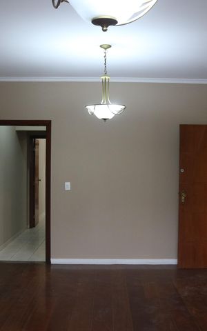 Casa para alugar com 250m², 4 quartos e 4 vagasSala 1