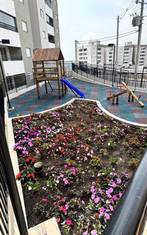 Apartamento para alugar com 54m², 2 quartos e 1 vaga Apartamento para alugar com 54m², 2 quartos e 1 vagaÁrea comum - Playground
