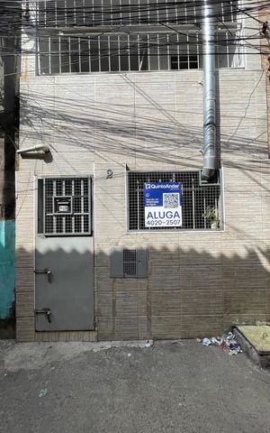 Casa para alugar com 45m², 2 quartos e sem vaga Casa para alugar com 45m², 2 quartos e sem vagaFachada + Placa