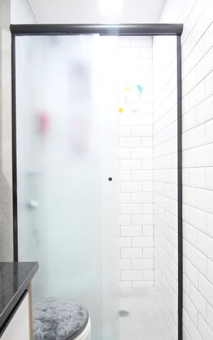 Apartamento à venda com 64m², 2 quartos e 2 vagasBanheiro Social