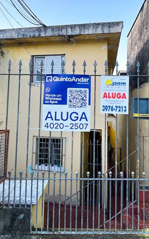 Casa para alugar com 55m², 1 quarto e sem vaga Casa para alugar com 55m², 1 quarto e sem vagaFachada do bloco