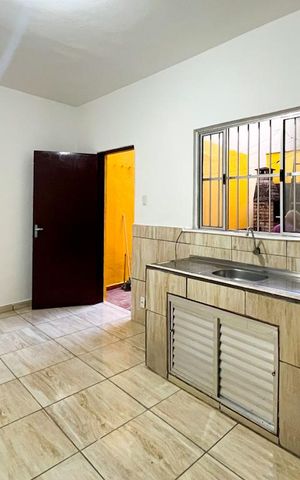 Casa para alugar com 55m², 1 quarto e sem vaga Casa para alugar com 55m², 1 quarto e sem vagaSala/Cozinha