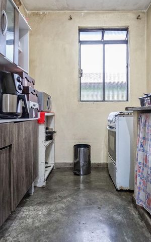 Apartamento à venda com 45m², 2 quartos e 1 vaga Apartamento à venda com 45m², 2 quartos e 1 vagaCozinha e Área de Serviço