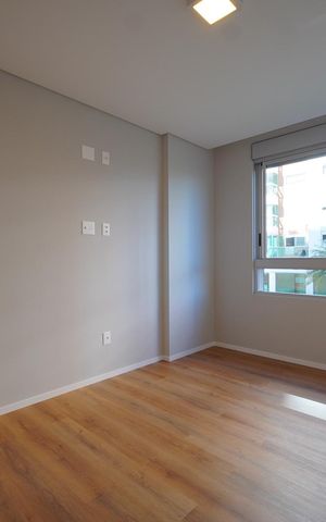Apartamento para alugar com 140m², 3 quartos e 1 vagaSuíte 1