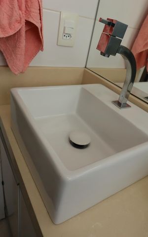 Apartamento à venda com 50m², 2 quartos e 1 vagaBanheiro - Pia
