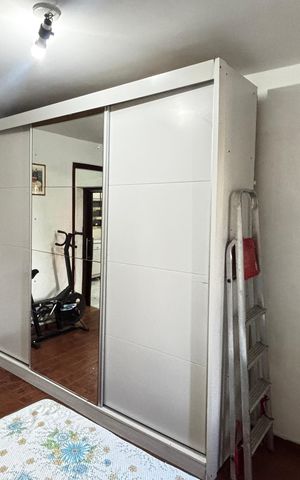 Casa à venda com 370m², 3 quartos e 3 vagas Casa à venda com 370m², 3 quartos e 3 vagasQuarto 1