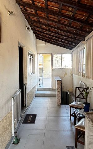 Casa à venda com 370m², 3 quartos e 3 vagas Casa à venda com 370m², 3 quartos e 3 vagasChurrasqueira