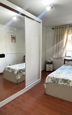 Casa à venda com 370m², 3 quartos e 3 vagas Casa à venda com 370m², 3 quartos e 3 vagasQuarto 1
