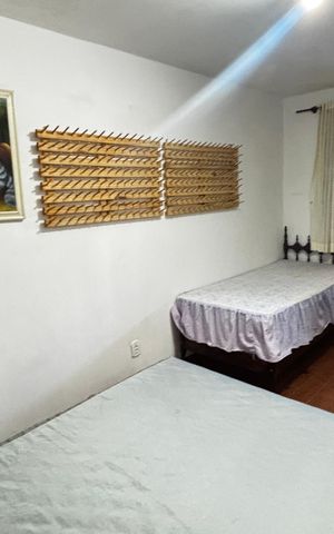 Casa à venda com 370m², 3 quartos e 3 vagas Casa à venda com 370m², 3 quartos e 3 vagasQuarto 2