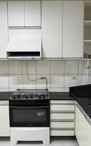 Casa à venda com 370m², 3 quartos e 3 vagas Casa à venda com 370m², 3 quartos e 3 vagasCozinha