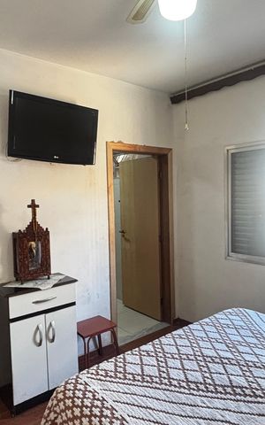 Casa à venda com 370m², 3 quartos e 3 vagas Casa à venda com 370m², 3 quartos e 3 vagasSuite