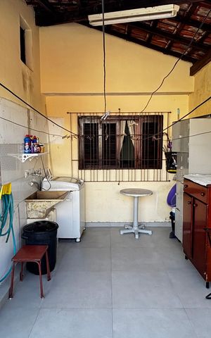 Casa à venda com 370m², 3 quartos e 3 vagas