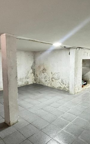 Casa à venda com 370m², 3 quartos e 3 vagas Casa à venda com 370m², 3 quartos e 3 vagasGaragem