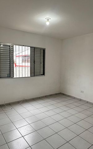 Casa para alugar com 22m², 1 quarto e sem vaga