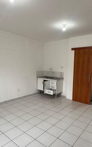 Casa para alugar com 22m², 1 quarto e sem vaga