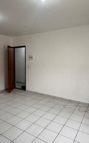 Casa para alugar com 22m², 1 quarto e sem vaga