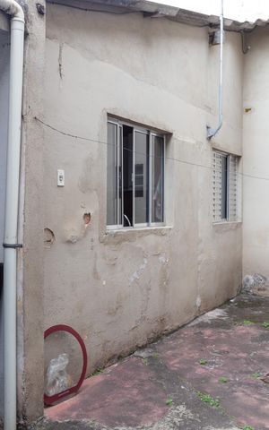 Casa à venda com 90m², 3 quartos e 2 vagasQuintal - Casa 2