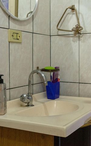 Casa à venda com 90m², 3 quartos e 2 vagasBanheiro social 1 - Casa 1