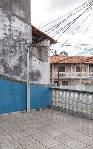 Casa à venda com 90m², 3 quartos e 2 vagasQuintal - Casa 1