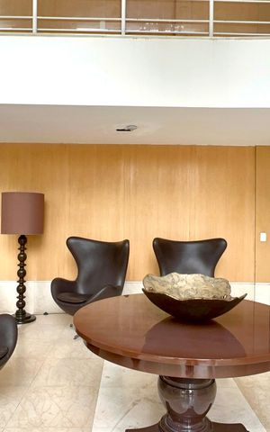 Apartamento à venda com 200m², 3 quartos e 3 vagas Apartamento à venda com 200m², 3 quartos e 3 vagasHall de entrada