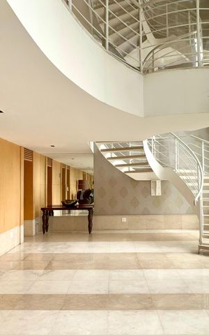 Apartamento à venda com 200m², 3 quartos e 3 vagas Apartamento à venda com 200m², 3 quartos e 3 vagasHall de entrada