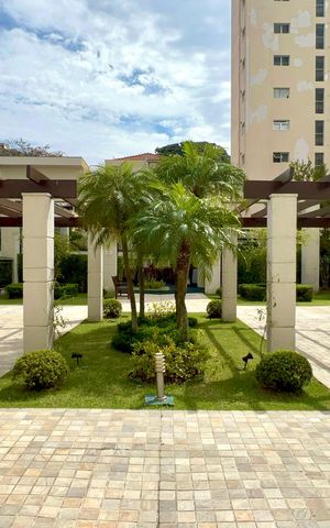 Apartamento à venda com 200m², 3 quartos e 3 vagas Apartamento à venda com 200m², 3 quartos e 3 vagasÁrea comum