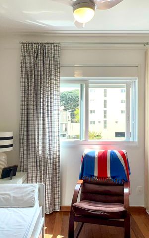 Apartamento à venda com 200m², 3 quartos e 3 vagas Apartamento à venda com 200m², 3 quartos e 3 vagasQuarto 2