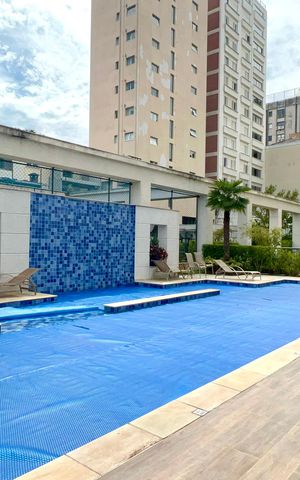 Apartamento à venda com 200m², 3 quartos e 3 vagas Apartamento à venda com 200m², 3 quartos e 3 vagasPiscina