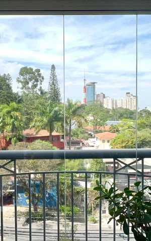 Apartamento à venda com 200m², 3 quartos e 3 vagas Apartamento à venda com 200m², 3 quartos e 3 vagasVaranda gourmet