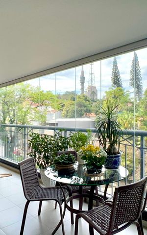 Apartamento à venda com 200m², 3 quartos e 3 vagas Apartamento à venda com 200m², 3 quartos e 3 vagasVaranda gourmet