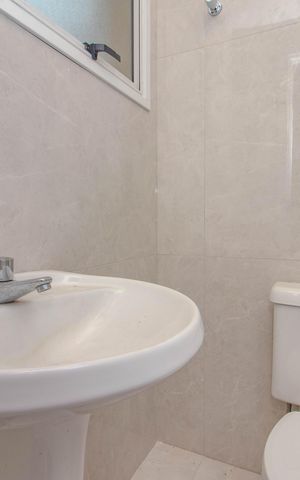 Apartamento para alugar com 90m², 3 quartos e sem vaga Apartamento para alugar com 90m², 3 quartos e sem vagaBanheiro Auxiliar