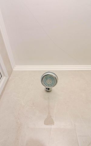 Apartamento para alugar com 90m², 3 quartos e sem vaga Apartamento para alugar com 90m², 3 quartos e sem vagaBanheiro da Suíte