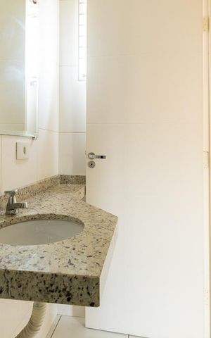 Casa de condomínio à venda com 139m², 4 quartos e 2 vagas Casa de condomínio à venda com 139m², 4 quartos e 2 vagasBanheiro da Suíte 3