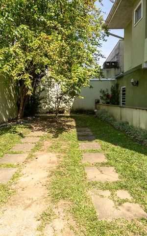 Casa de condomínio à venda com 139m², 4 quartos e 2 vagas Casa de condomínio à venda com 139m², 4 quartos e 2 vagasÁrea comum