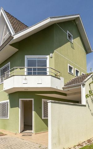 Casa de condomínio à venda com 139m², 4 quartos e 2 vagas Casa de condomínio à venda com 139m², 4 quartos e 2 vagasFachada
