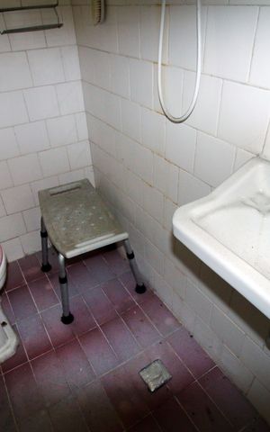 Casa à venda com 300m², 3 quartos e 1 vagaBanheiro de serviço