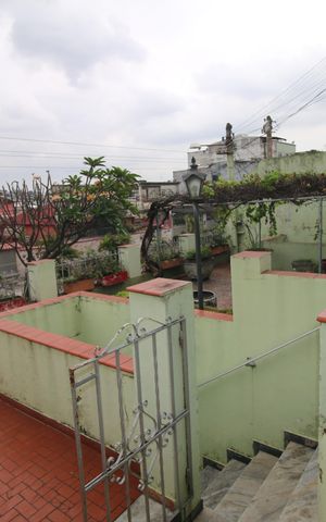 Casa à venda com 300m², 3 quartos e 1 vagaQuintal frente