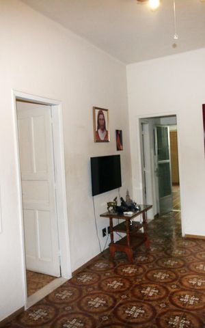 Casa à venda com 300m², 3 quartos e 1 vagaSala