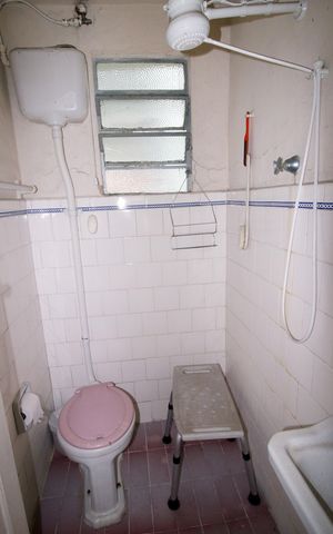 Casa à venda com 300m², 3 quartos e 1 vagaBanheiro de serviço