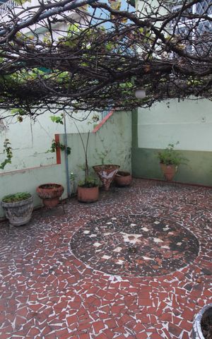 Casa à venda com 300m², 3 quartos e 1 vagaQuintal frente