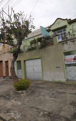 Casa à venda com 300m², 3 quartos e 1 vagaFachada 